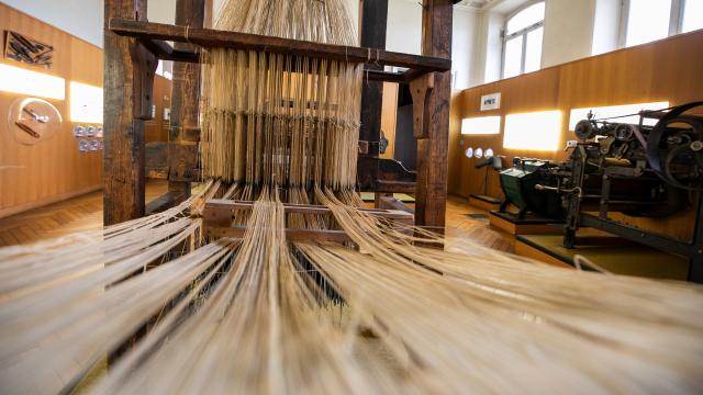 Ancien Métier à tisser dans le musée de Louviers