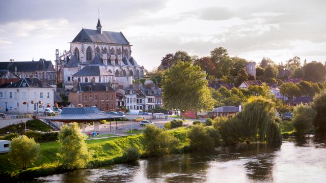 photo de Pont de l'Arche à côté de la rivière de l'Eure