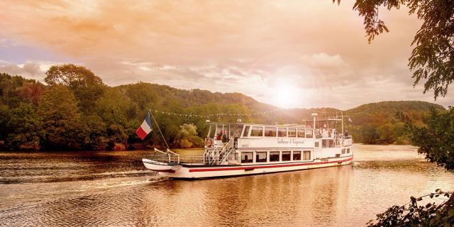 photo d'un Dîner-croisière sur la seine sur le bateau Guillaume le Conquérant