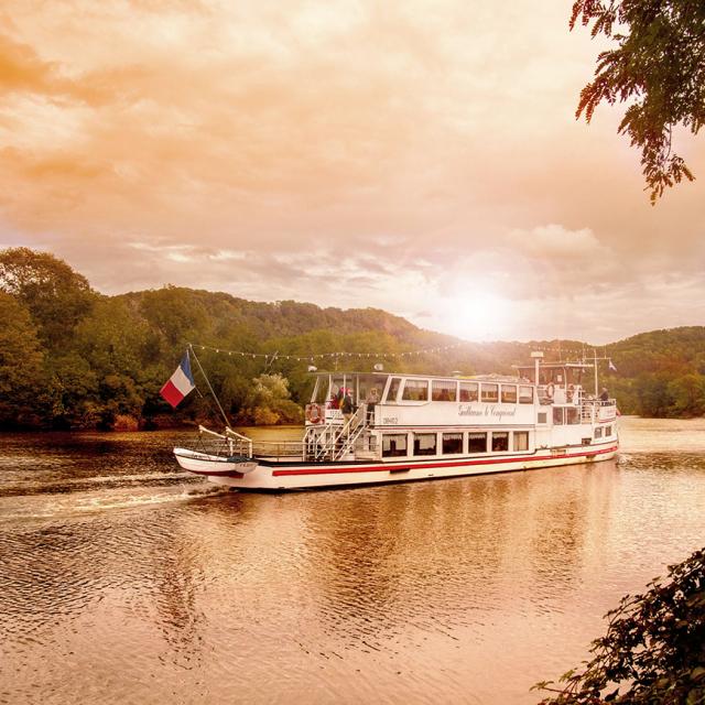 photo d'un Dîner-croisière sur la seine sur le bateau Guillaume le Conquérant