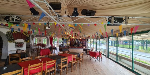 piste de danse du Restaurant Dansant Au Fil De L'eau dans l'Eure en Normandie