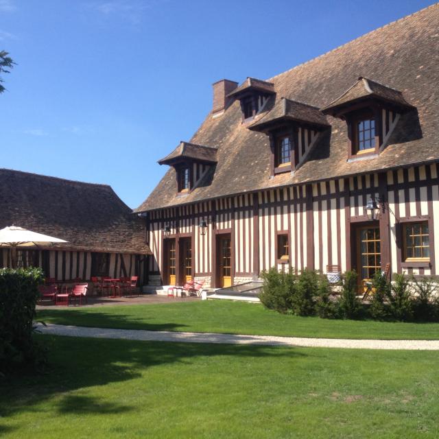 Restaurant à pan de bois du Manoir De Surville - Normandie - Eure