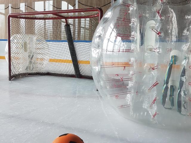 Bubble Foot sur patinoire à Louviers - Eure