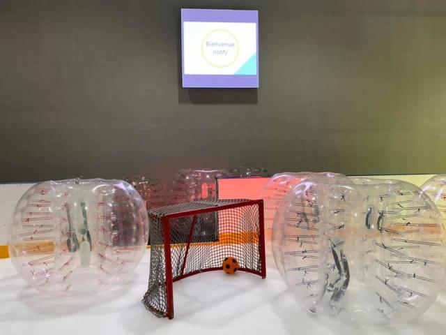 Bubble Foot sur patinoire chez Glacéo - Louviers dans l'Eure