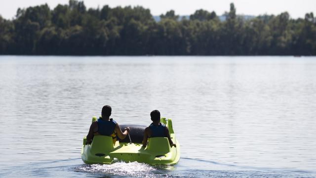 Pedalo Base De Loisirs Lery Poses Normandie Eure