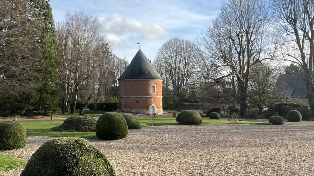 Pigeonnier du manoir de Senneville