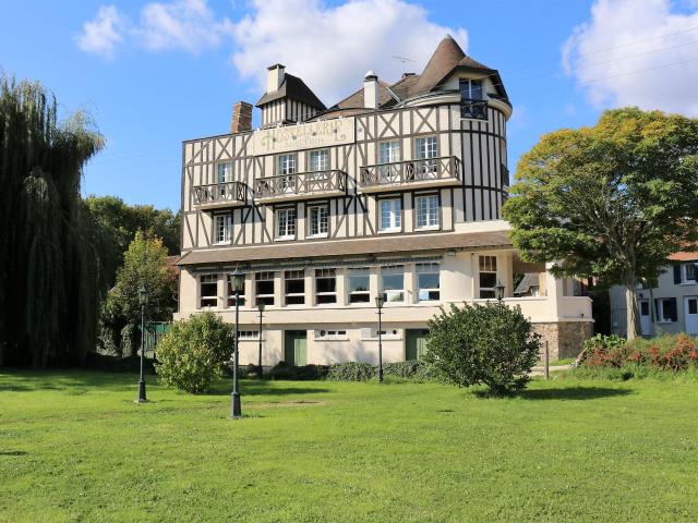 Hostellerie Saint-Pierre Extérieur