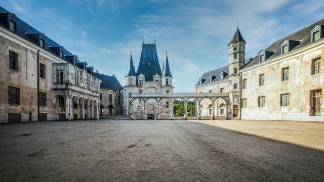 Cour du château de Gaillon