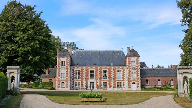 Chateau de Bonnemare Rapedont ®gerard Neveu Facade Estalois Vandecandelaere